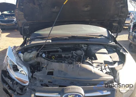 2014 Ford Focus S from USA, damaged, VIN 1FADP3E29EL223920